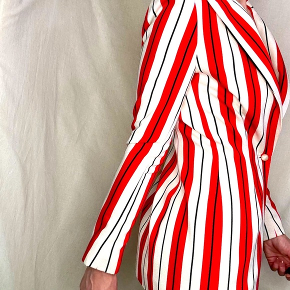 Zang Toi Red and White Striped Blazer and Short Set, Cashmere, NWOT, fits size 0 - Picture 8 of 14